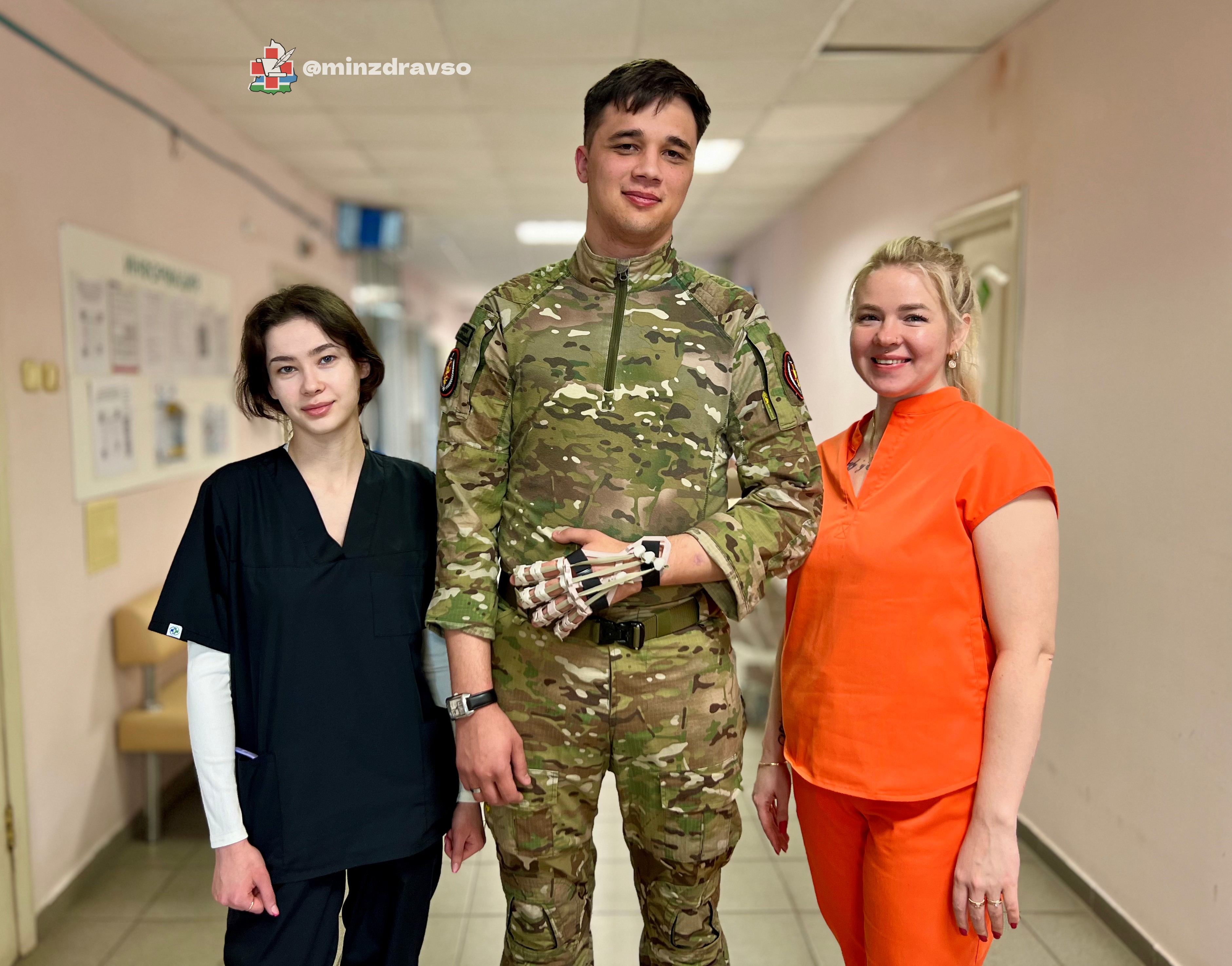 Врачи Свердловского областного госпиталя для ветеранов войн вернули в строй военного медика, пострадавшего в ходе СВО
