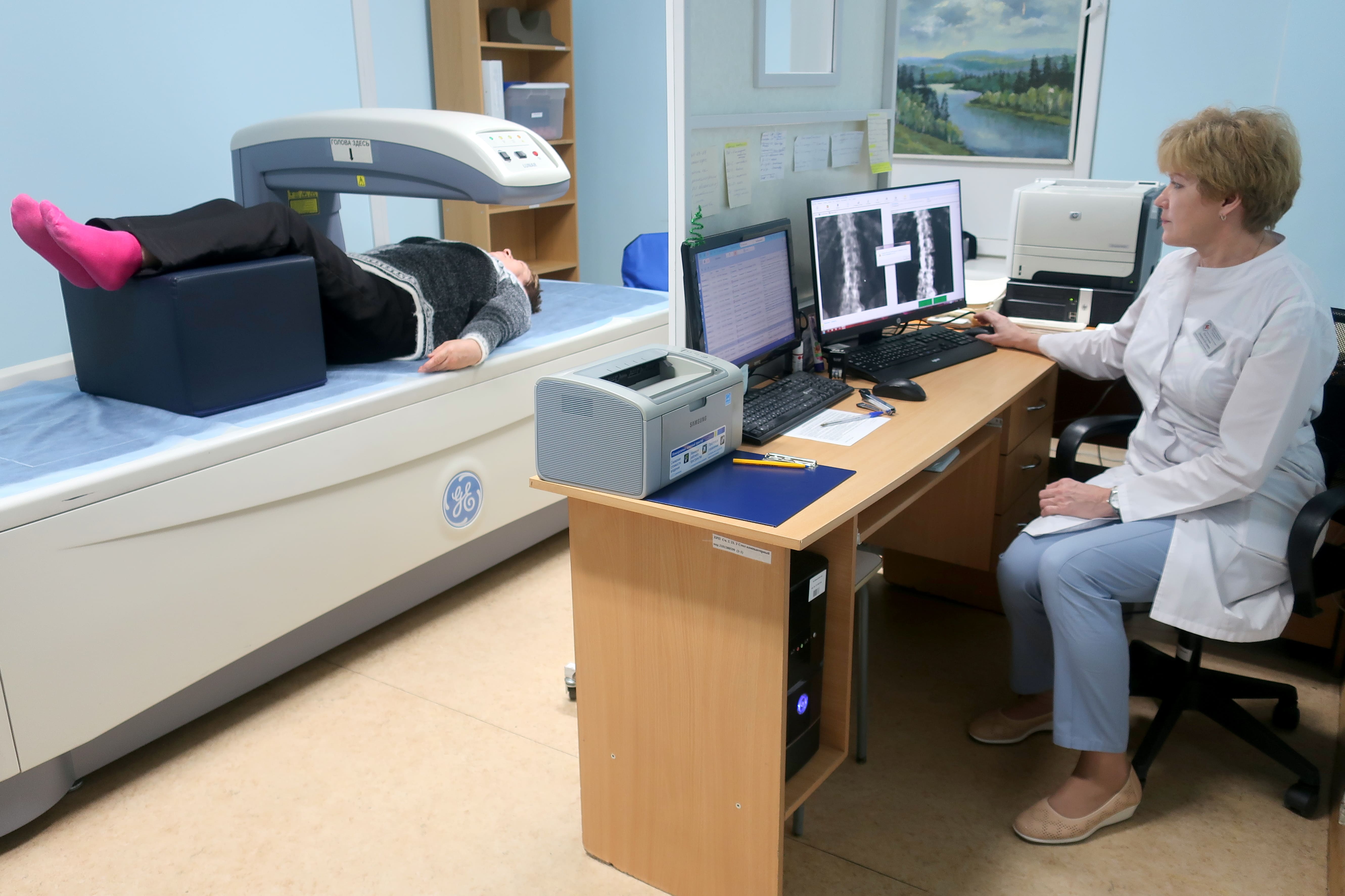 Во Всемирный день борьбы с остеопорозом свердловские ревматологи напомнили о профилактике данного заболевания