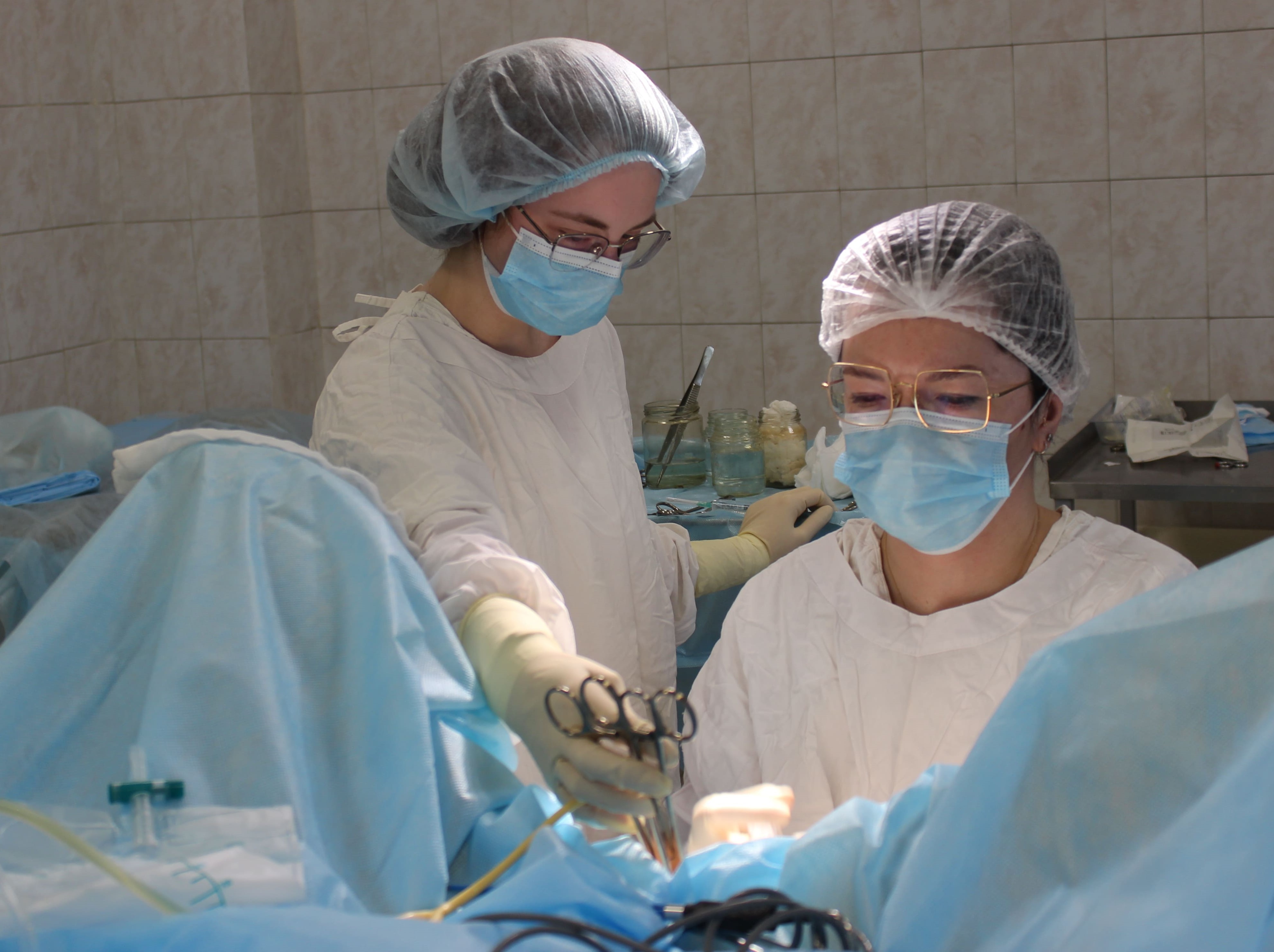 Хирурги Нижнего Тагила с помощью передовых методик лечения возвращают женщинам качество жизни при заболеваниях тазового дна