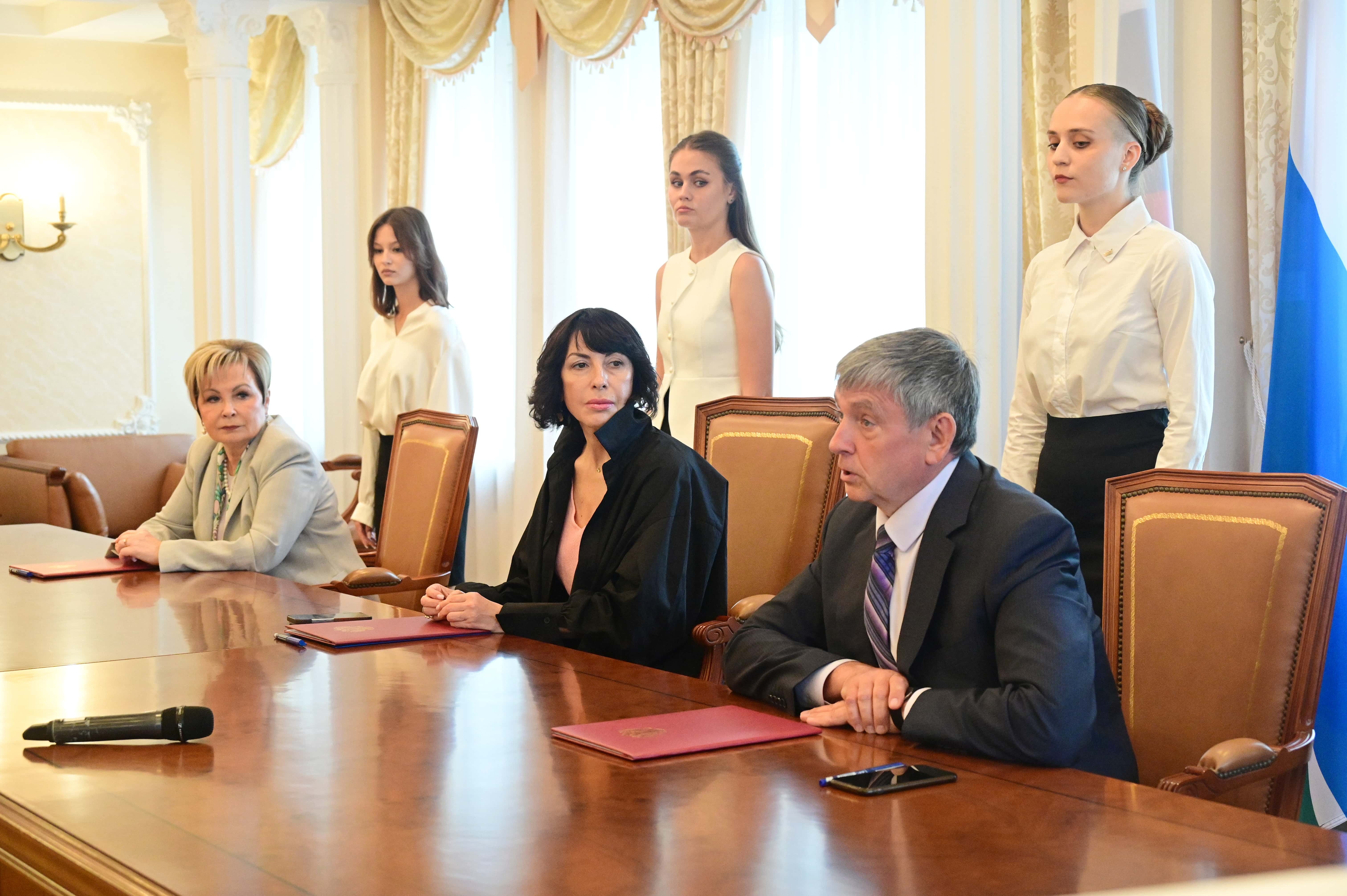 Руководители регионального Минздрава, УГМУ и УрФУ подписали соглашение о сотрудничестве в рамках проекта «Вуз-регион»