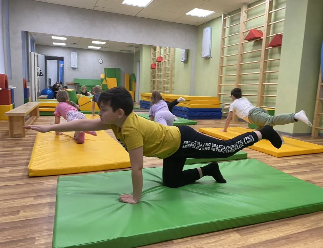 Свердловские врачи и новое современное оборудование помогли 10-летнему Александру, который не мог ходить без боли