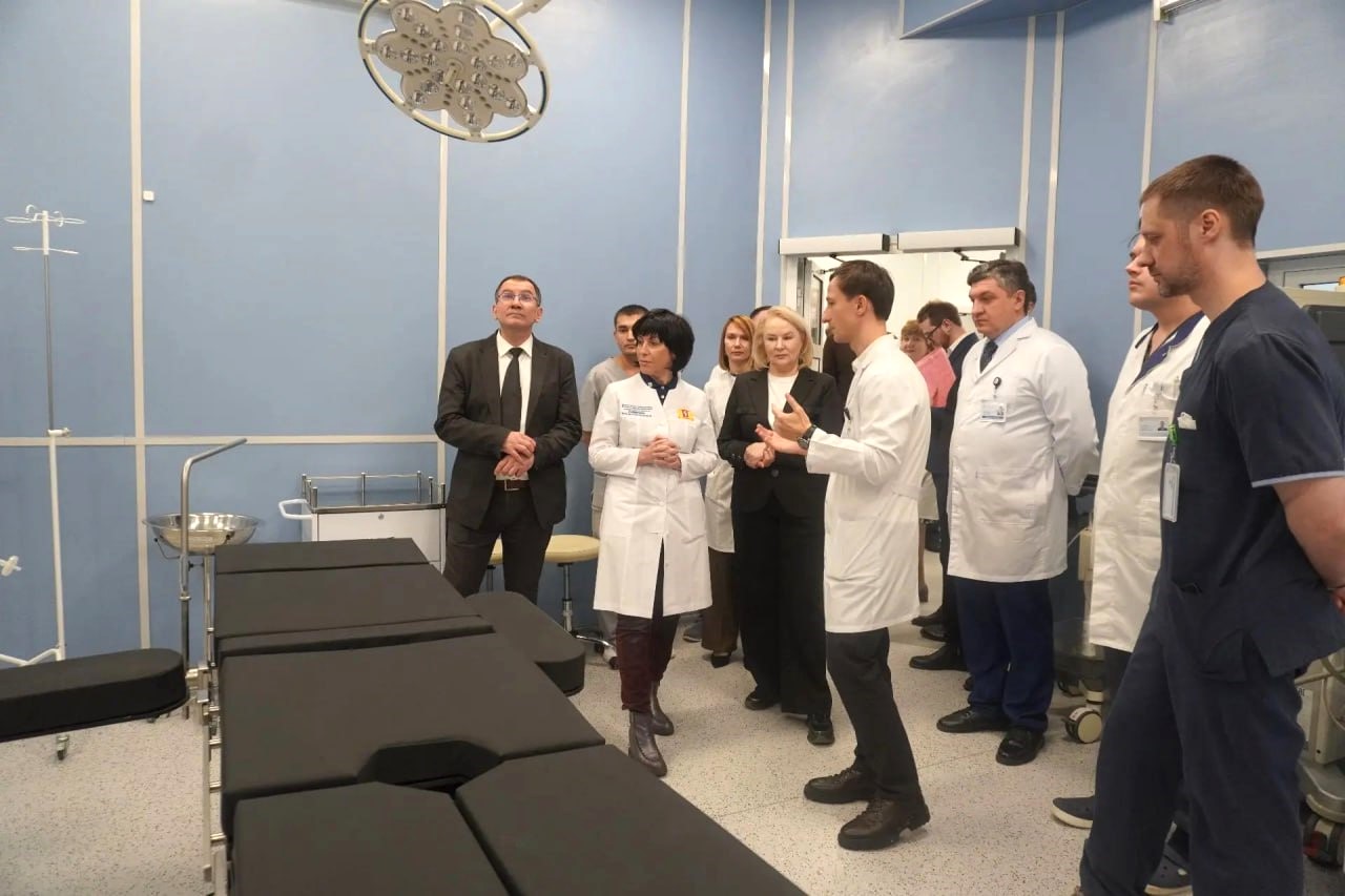 Татьяна Савинова высоко оценила модернизированный оперблок в больнице Красноуфимска, где ежегодно проводят тысячи операций