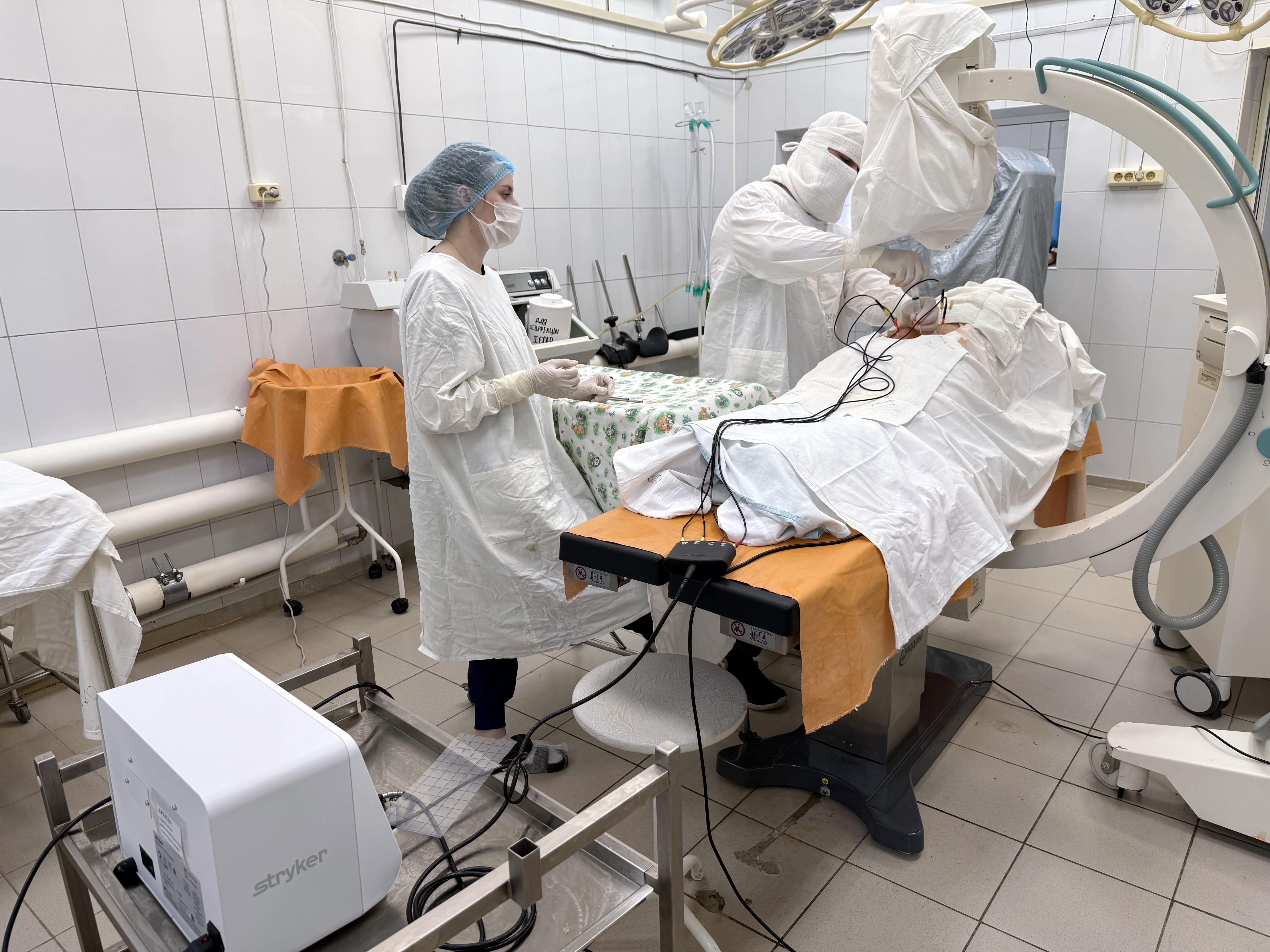 Более 350 пациентов Серовской городской больницы избавились от хронической боли в спине без скальпеля благодаря новой технологии