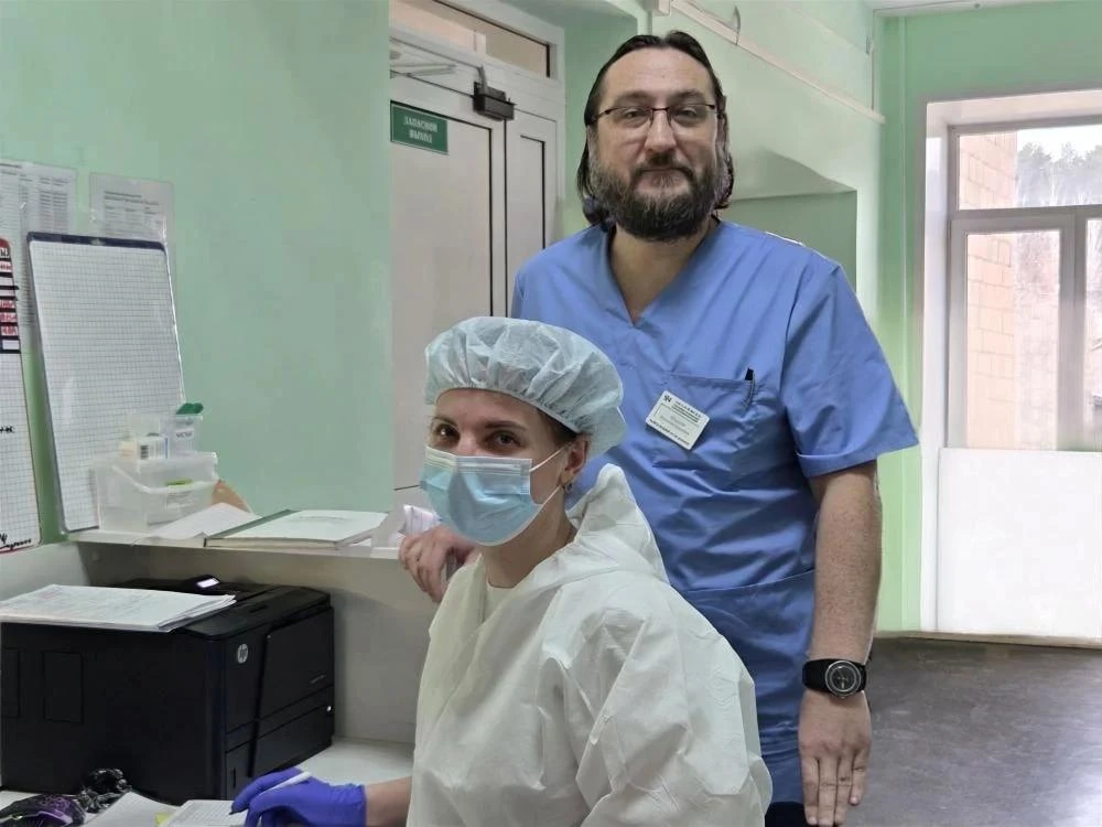 Врачи ЦГКБ №24 спасли пациентов с сахарным диабетом, которые расслабились в отпуске и принимали алкоголь вместо инсулина