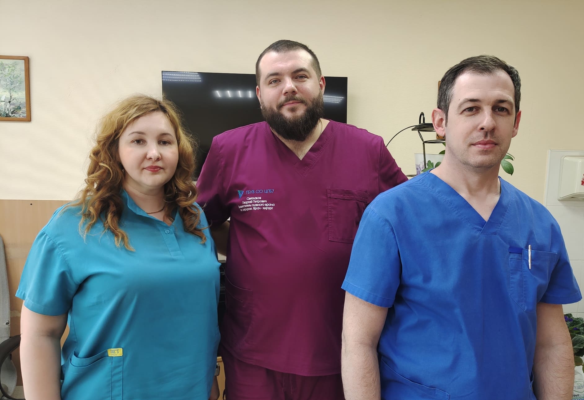 Хирурги ЦГБ №7 по щадящей методике успешно прооперировали 51-летнюю пациентку с болезнью Верльгофа и другими патологиями