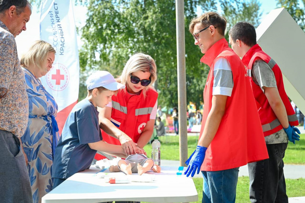 photo_5239983869648828402_y (1).jpg