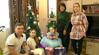 Татьяна Савинова исполнила мечту маленькой Карины из Первоуральска