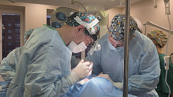 Врачи Областной детской клинической больницы впервые провели имплантацию стимулятора блуждающего нерва 5-летнему ребёнку