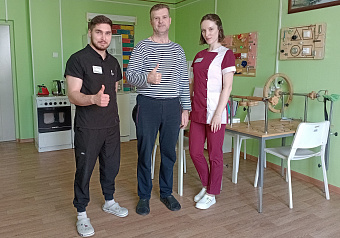 Специалисты по медицинской реабилитации ЦГКБ №6 Екатеринбурга помогают ветерану СВО восстановить силы и здоровье